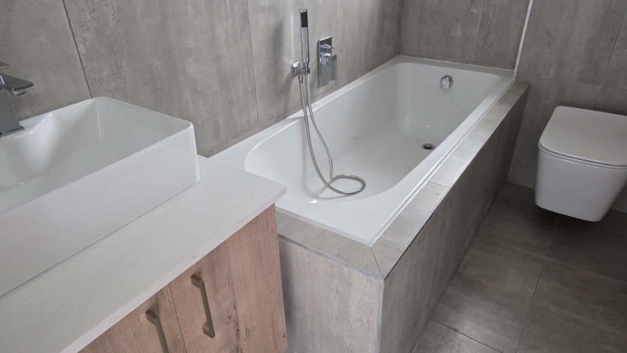 2 Bedroom Property for Sale in Hartenbos Central Western Cape